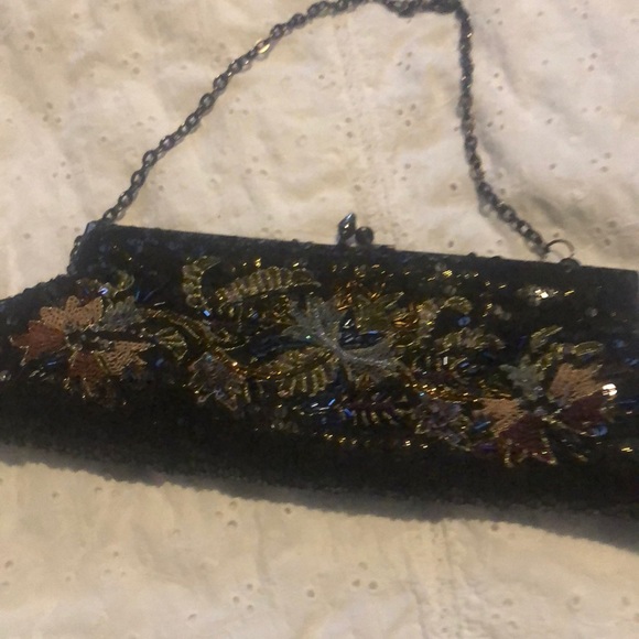 Purse - Picture 1 of 4